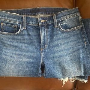 Joes mid rise cigarette ankle jeans.